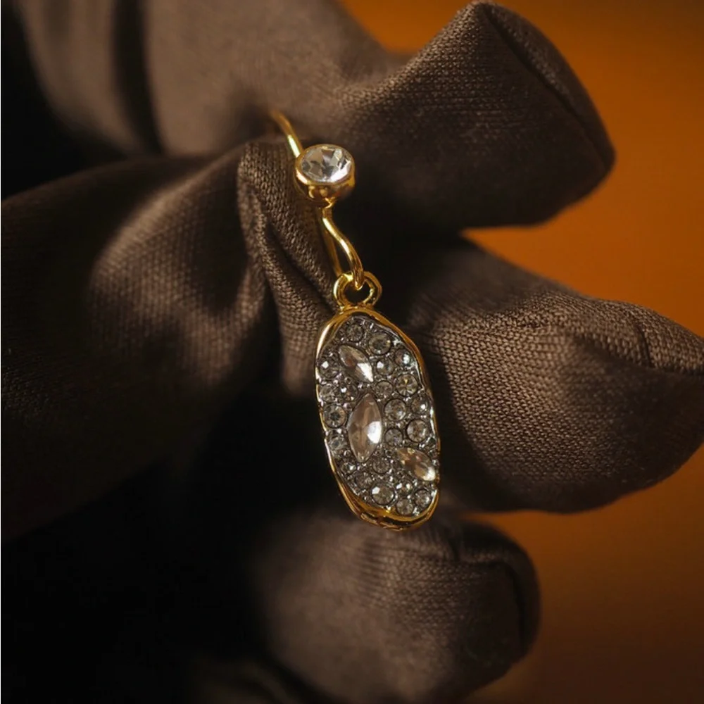 ALEXIS BITTAR • Petit Solanales Crystal Drop Earrings. Champagne